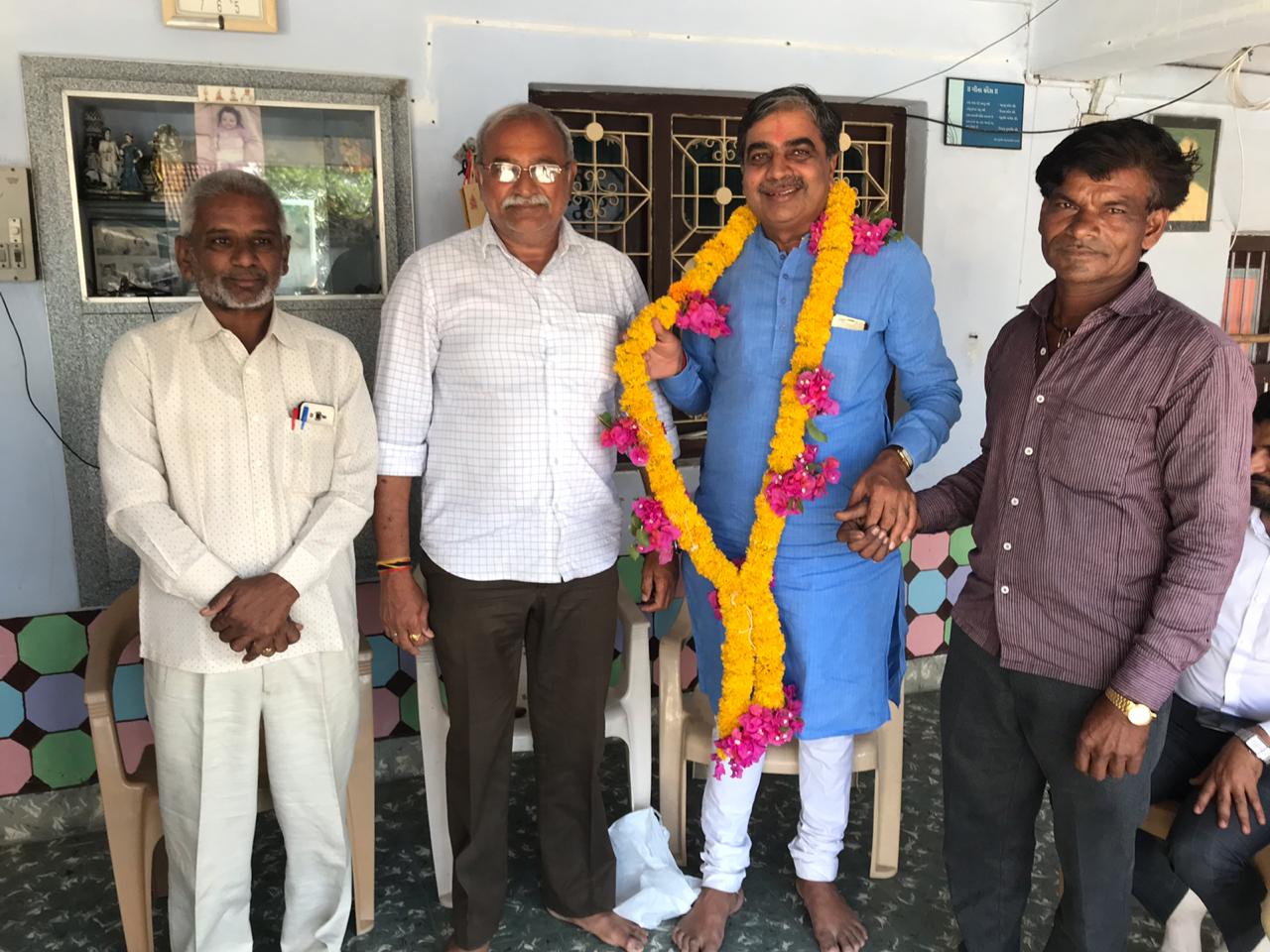 Kamabhai Rathod with the community